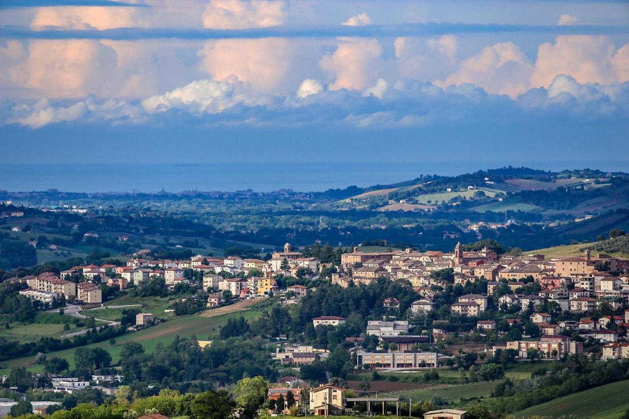 Villa La Chioccia Serra deʼ Conti Exterior foto